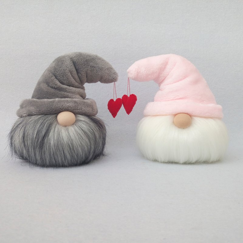 Valentine Gnome Dolls with Heart, Love Gnome Family, Small Pink Plush Gnomes - ตุ๊กตา - วัสดุอื่นๆ ขาว