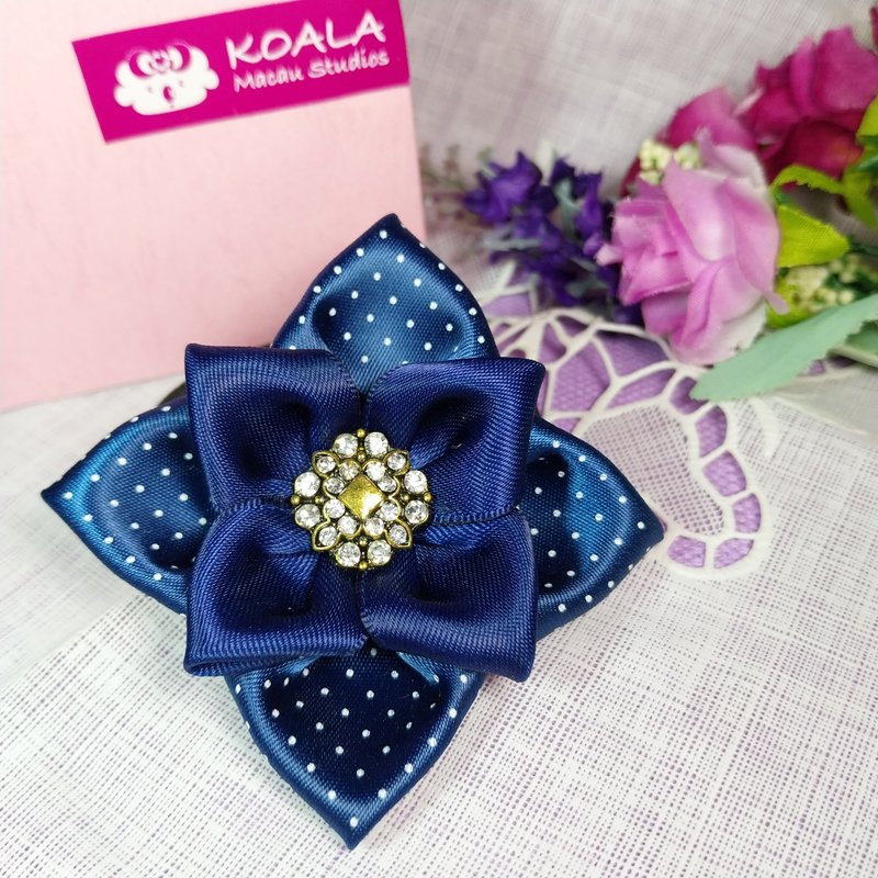 Dark blue flower polka dot hair tie - เครื่องประดับผม - วัสดุอื่นๆ สีน้ำเงิน