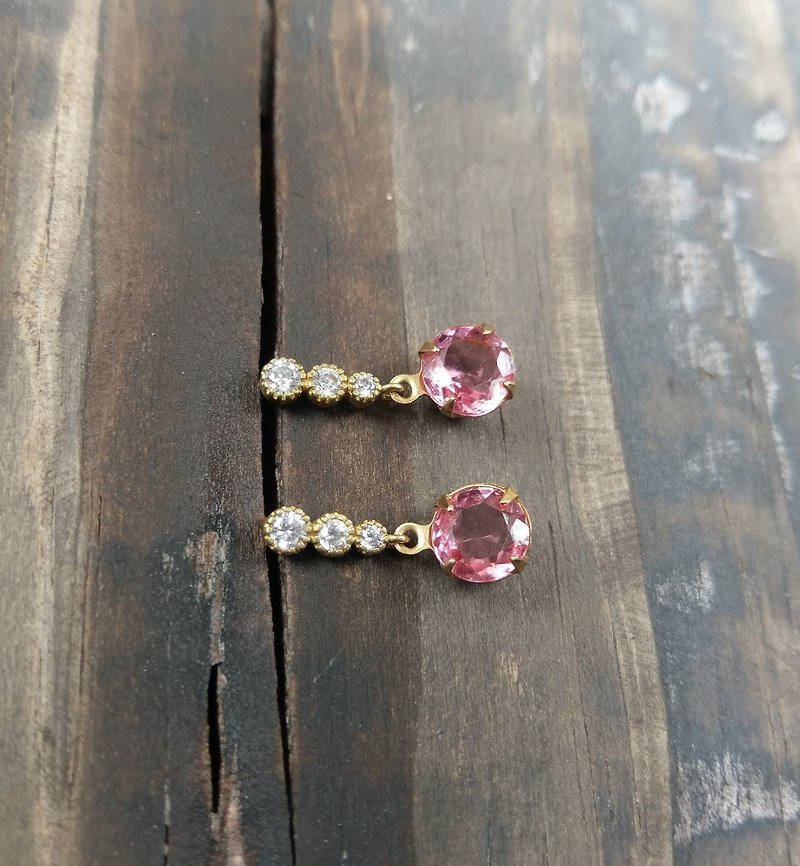 Pink antique glass CZ earrings pin - Earrings & Clip-ons - Other Metals 