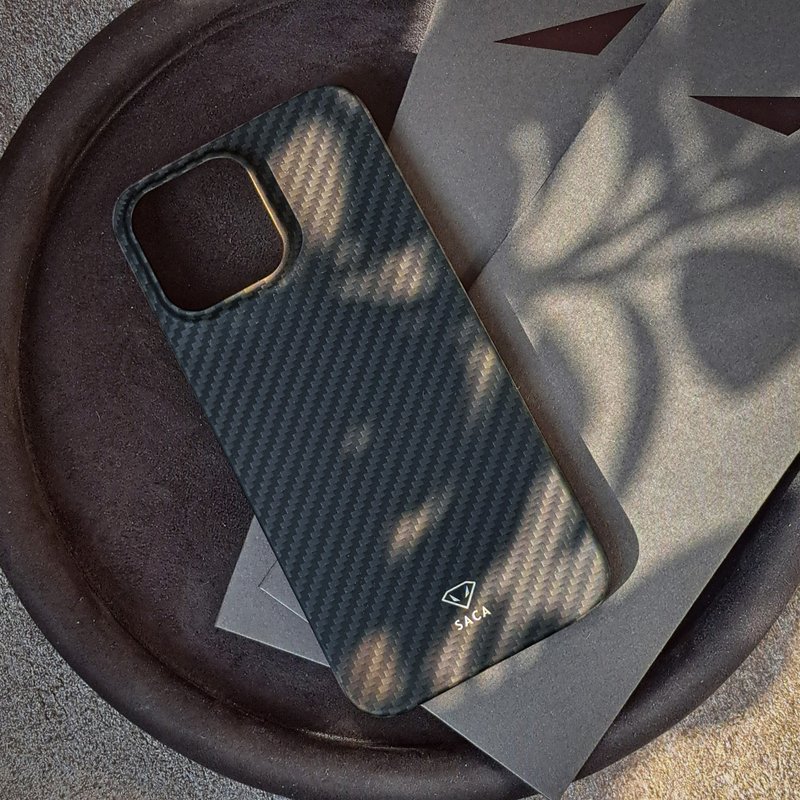 iPhone 16 Pro/ Pro Max case - 手機殼/手機套 - 碳纖維 黑色