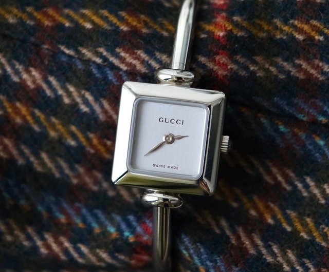 90年代 グッチ 中古時計/レトロ時計/置き時計/古い時計/ヴィンテージ