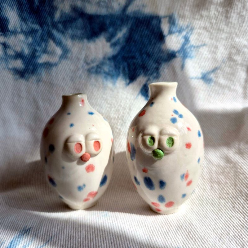 Super cute gift! Tuturen pottery flower doll-red, blue and white 2 - Pottery & Ceramics - Pottery White