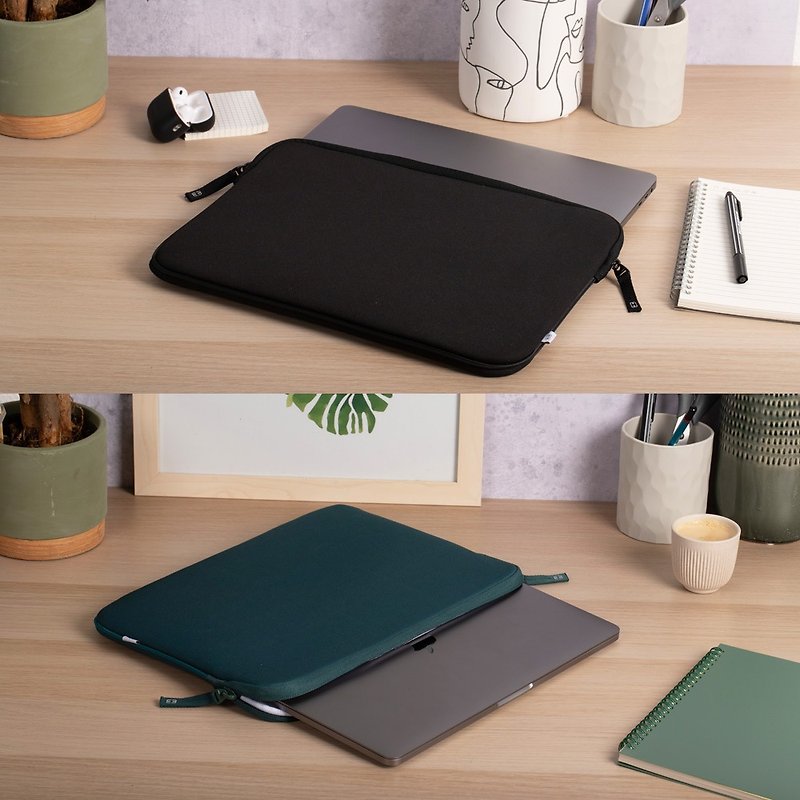 MW MacBook Pro 14-inch Basics 2 Life environmentally friendly material computer bag - กระเป๋าแล็ปท็อป - วัสดุอีโค สีใส