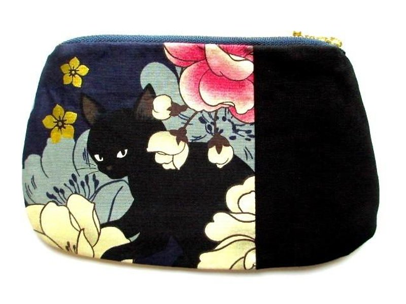 Black cat's Japanese pattern flat pouch * Blue C - Toiletry Bags & Pouches - Cotton & Hemp Blue