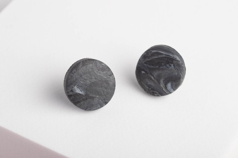 Polymer Clay Earrings  handmade | modern jewelry | simple jewelry - 耳環/耳夾/耳骨夾 - 塑膠 黑色