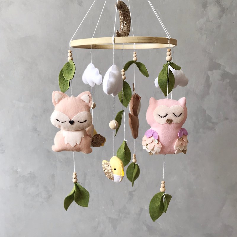 Woodland mobile, Forest animals baby mobile, Felt nursery mobile, cot mobile