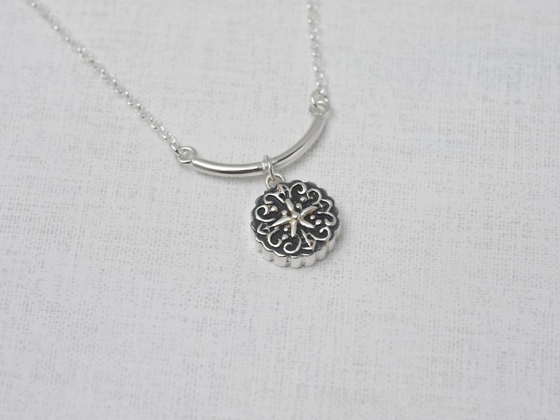 Mooncake necklace 925 sterling silver for women - สร้อยคอ - เงินแท้ สีเงิน