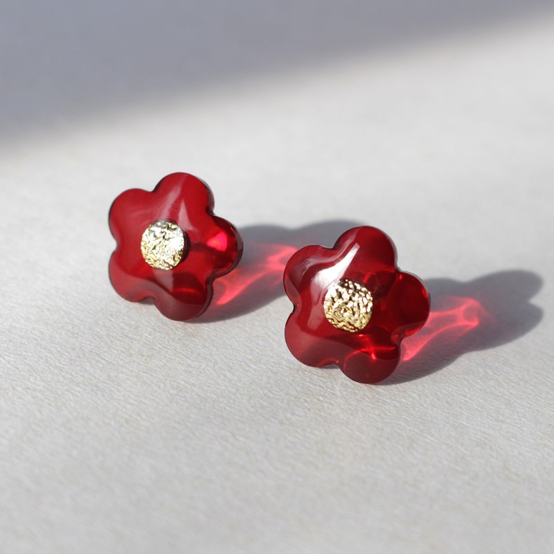 Simple Flower (Ruby Red) Earrings / Clip-On - Earrings & Clip-ons - Resin Red