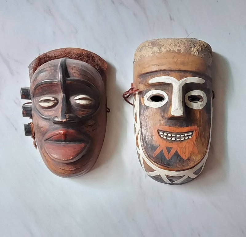 African handmade ceramic mask model A 21.5 13 depth 8cm - ของวางตกแต่ง - ดินเผา 