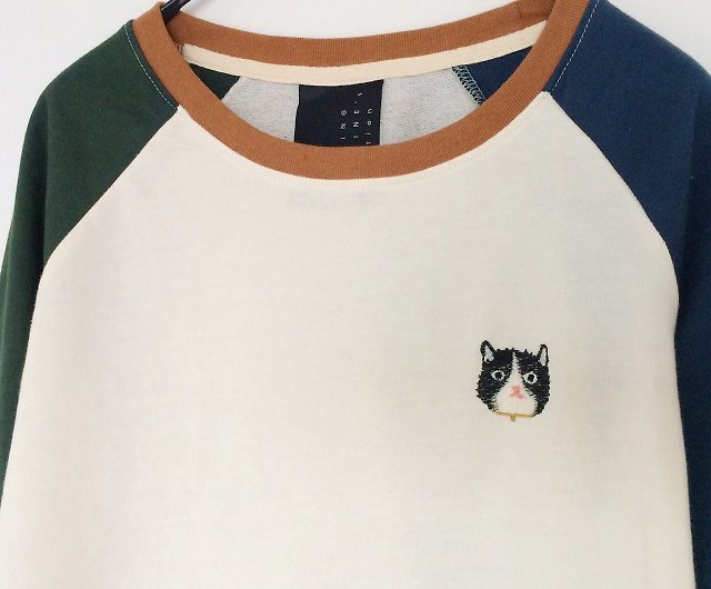 猫の刺繍イラスト長袖tシャツ ショップ Washingmachine S Vacation Tシャツ Pinkoi