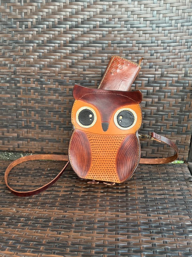 Super cute patron saint owl retro yellow pure cowhide crossbody bag/shoulder bag - Clutch Bags - Genuine Leather Brown