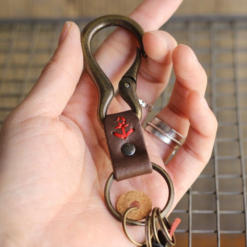 カラビナ金具キーホルダー/鍵を沢山収納【革6色展開】・12色の刺繍カスタム無料 / 日本製 / /ac-3 - 鑰匙圈/鑰匙包 - 真皮 橘色