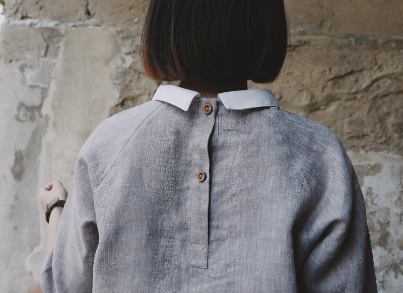 Nobi(ta) Shirt : Grey mix Brown Color - เสื้อเชิ้ตผู้หญิง - ผ้าฝ้าย/ผ้าลินิน สีเทา
