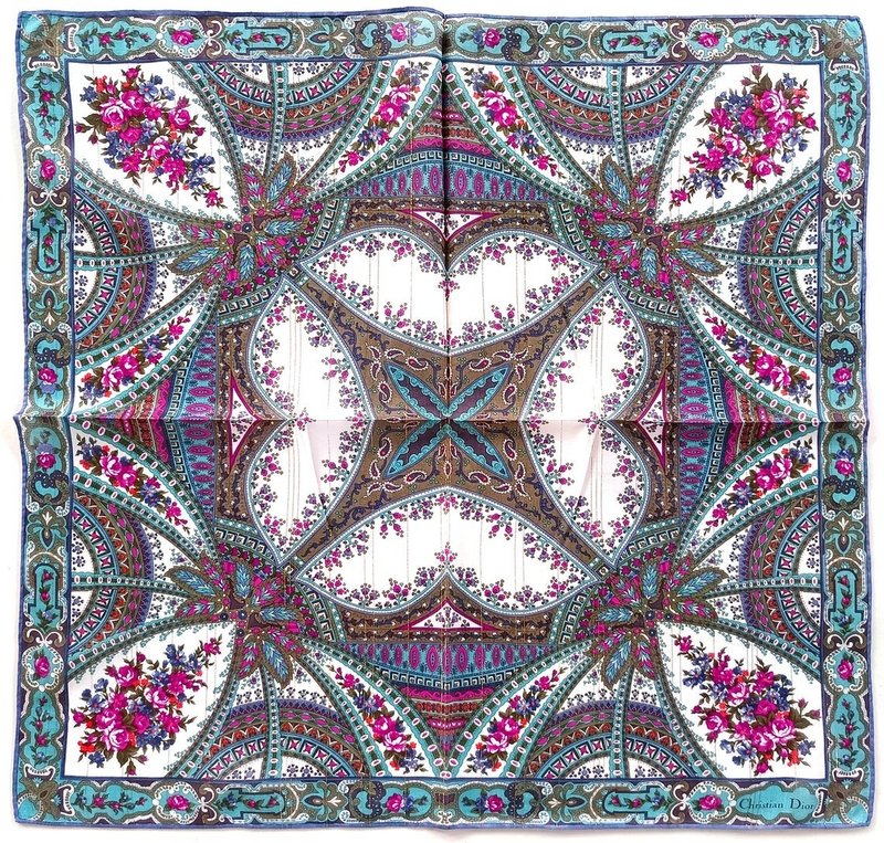 Christian Dior Vintage Handkerchief Floral Motifs 21 x 20.5 inches - 手帕 - 棉．麻 藍色
