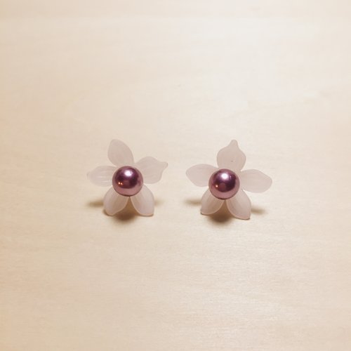鳥嶼 Niaoyoo 復古半透紫珍珠花花可拆式耳環