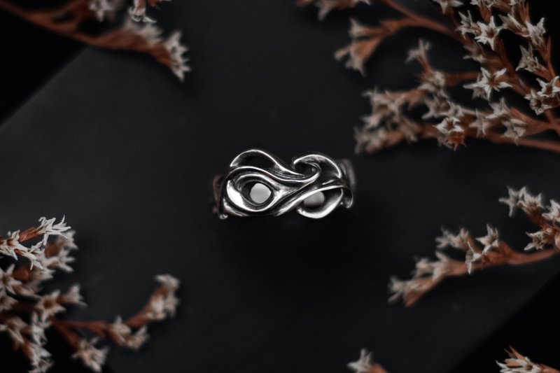 NL / Handmade Silver Jewelry / Ring / Crescent Moon - แหวนทั่วไป - เงินแท้ 