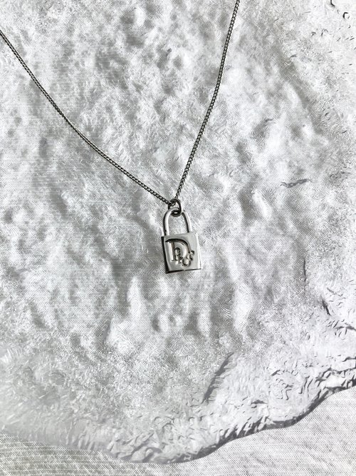 【美品】 Dior カデナ ネックレス クリスチャンディオール 日本直送 名牌中古包 】Christian Dior クリスチャン ディオール