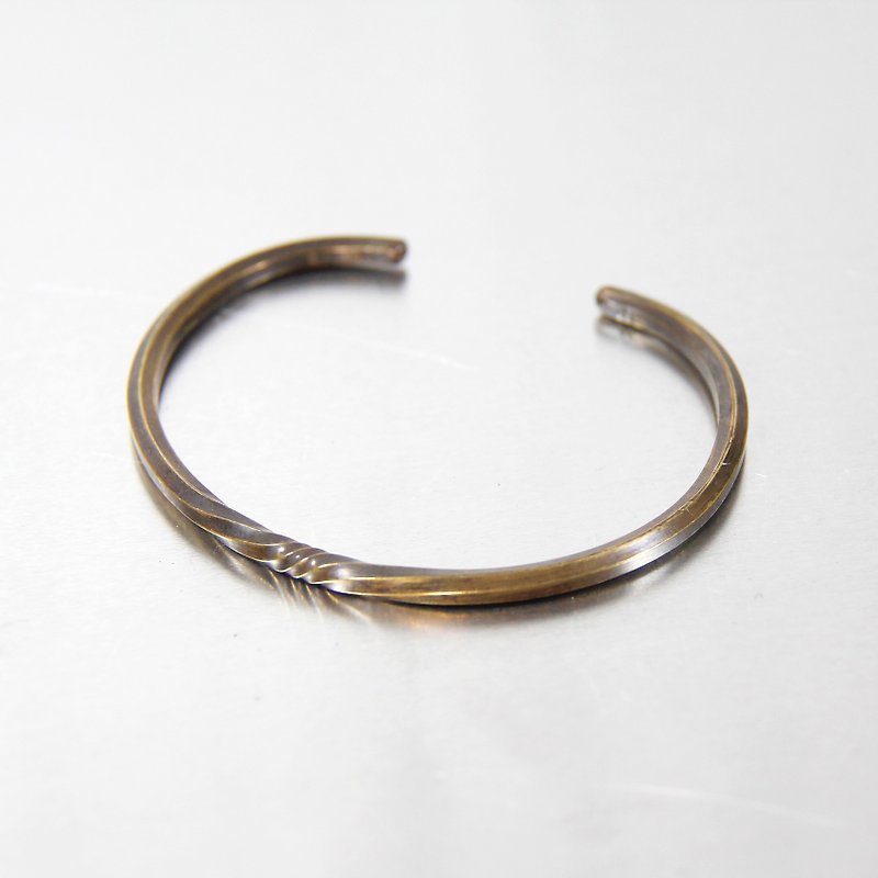 Retro / coil / Bronze bracelet - Bracelets - Copper & Brass Khaki