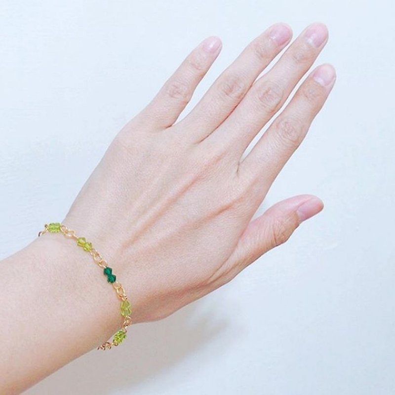 Puputraga Shangcai's life/forest girl's favorite hand made Swarovski crystal chain - Bracelets - Gemstone 