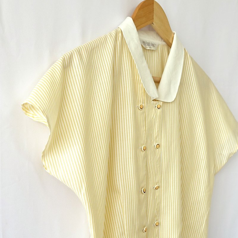 │Slowly│ vintage jacket 29│vintage. Retro. Literature - Women's Shirts - Polyester Multicolor