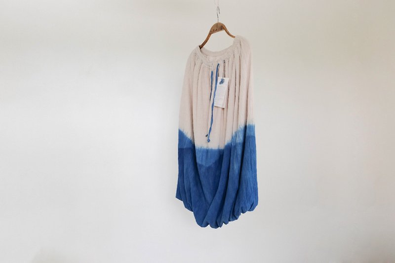 Natural Indigo | Kram is a color of the sea | Balloon Skirt | - กระโปรง - วัสดุอื่นๆ สีน้ำเงิน