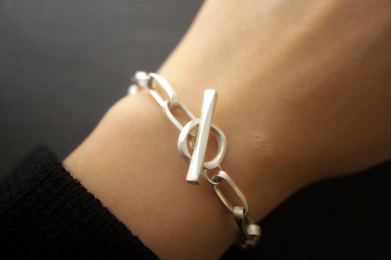 The 925 Sterling Silver Cobain Bracelet - (B99) - สร้อยข้อมือ - เงินแท้ สีเงิน