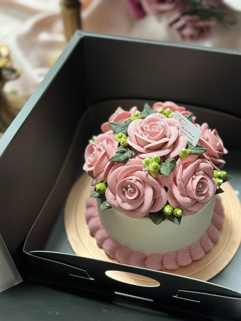 【限定ケーキ】ピンクメイクの4インチレディ/バラ/バースデーケーキ/3日以内に発送/送料無料 - ケーキ・デザート - 食材 ピンク