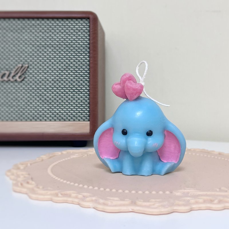 Heart to Heart Dumbo Scented Candle - เทียน/เชิงเทียน - ขี้ผึ้ง สีน้ำเงิน