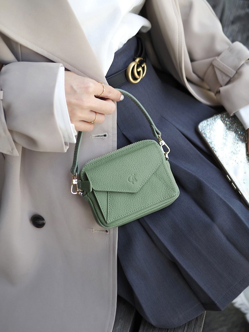 Valen (Melon green) : Mini wallet, short wallet, cow leather, green, Zip pouch - กระเป๋าสตางค์ - หนังแท้ สีเขียว