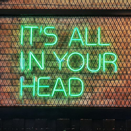 霓虹燈客制 IT'S ALL IN YOUR HEAD霓虹燈LED發光字Neon Sign禮物手作設計燈