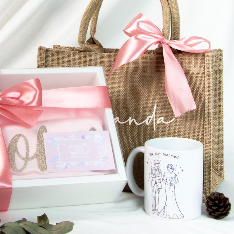 [Customized wedding gown gift box] Warm your heart gift box - dressing gown + mug - Loungewear & Sleepwear - Porcelain Multicolor