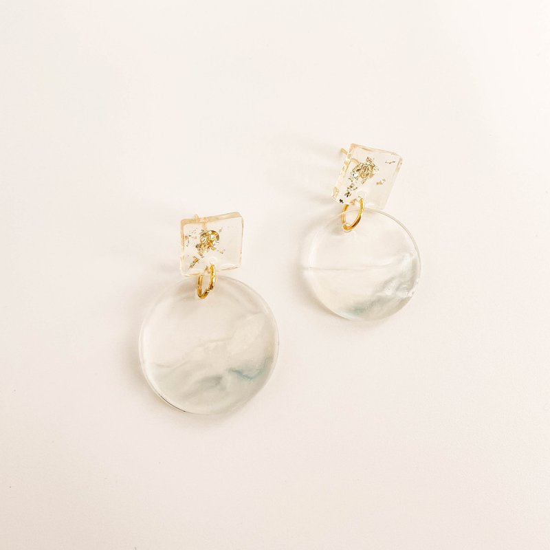 Joint series [Water Wave] hand-painted three-dimensional earrings - ต่างหู - เรซิน สีใส