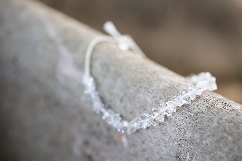 [Viewing Dreams] Shining Diamond Rope Knitted Bracelet - Bracelets - Semi-Precious Stones White