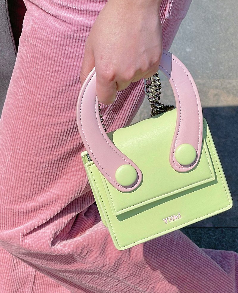 Yiiki Unisex niche green and pink handbag Crossbody bag can be salty or sweet - กระเป๋าแมสเซนเจอร์ - หนังเทียม สีเขียว