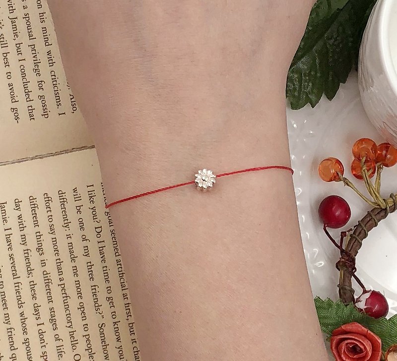925 Sterling Silver Daisy Daisy Red Hand Strap Silver Silver Fine Superfine Bracelet Red - Bracelets - Other Metals Red