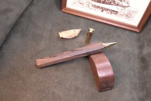 阿發的阿公是木匠 墨西哥黑柿木 潑墨山水鋼珠筆-純手削製作