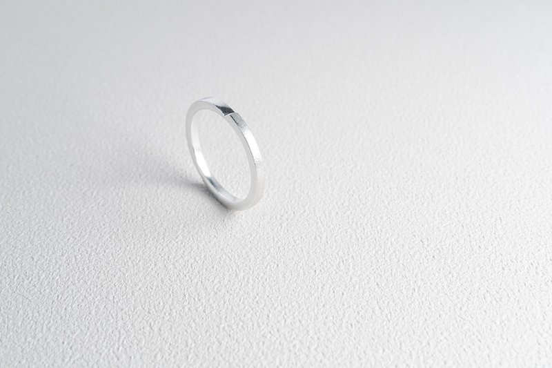 【Half】純銀戒指 Silver Ring - 戒指 - 純銀 