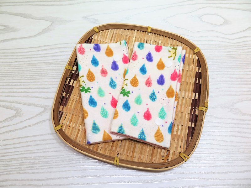 Crayon Raindrop / 2 in (one pair): Japanese six-layer yarn non-toxic hand-made double-sided harness scar towel. - Bibs - Cotton & Hemp White