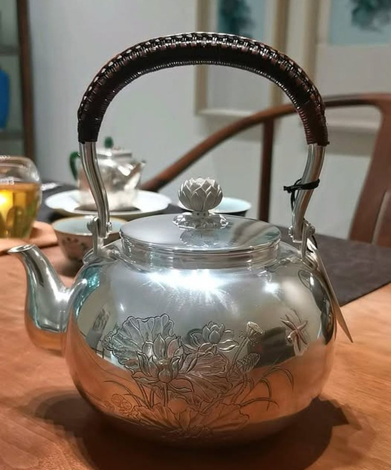 尚幀品大師系列 寸彥同大師手造 夏荷一體銀壺 1400cc - 茶壺/茶杯/茶具 - 純銀 