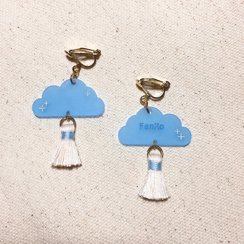 Clouds / earrings - Earrings & Clip-ons - Acrylic Blue