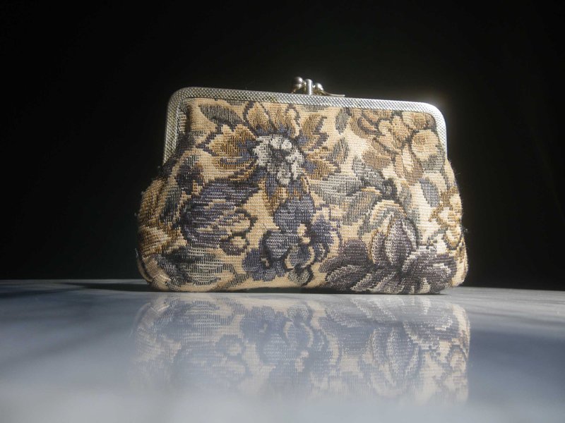 Glorious Era OLD ERA_Early second-hand European jacquard clutch bag - Clutch Bags - Other Materials 