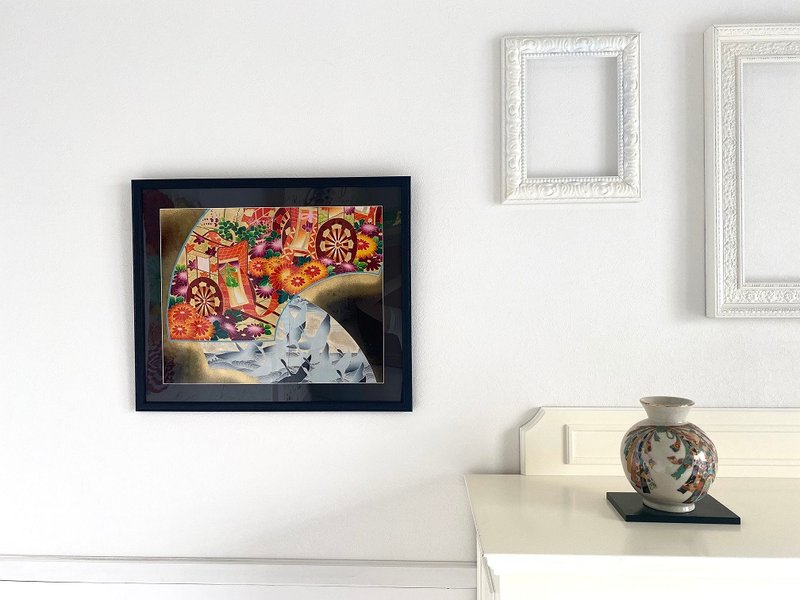 色打掛からつくるアートパネル　vintage 友禅着物 和モダン 和風インテリア プレゼント 扇 鶴 結婚祝 新築祝 長寿祝 縁起物 額装インテリア　34 - 壁貼/牆壁裝飾 - 絲．絹 金色