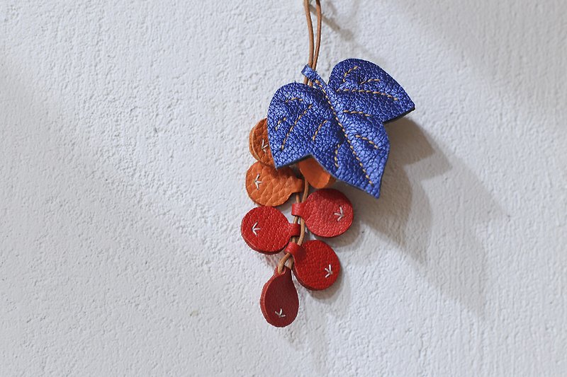 Yiranzhi original | Grape leather pendant | Plant series - Charms - Genuine Leather 