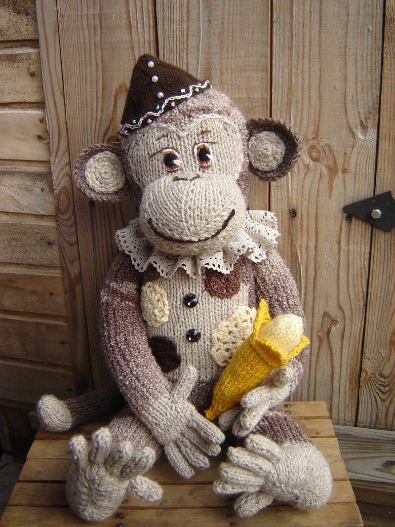 Original Knitting Pattern -Knit a monkey with a banana with your own hands - Logo 設計/圖案設計 - 其他材質 