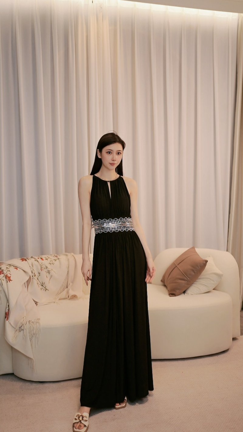 SOLELEGIA FRENCH TEMPERAMENT HALTER DRESS - ชุดเดรส - วัสดุอื่นๆ สีดำ