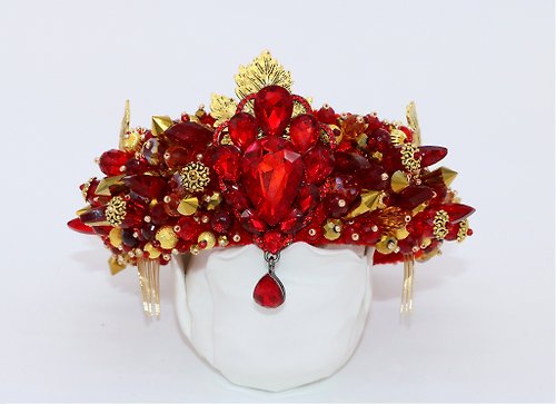 Designer beaded jewelry by Mariya Klishina Red and gold crystals crown Beaded handmade tiara Red royal diadem Bridal crown