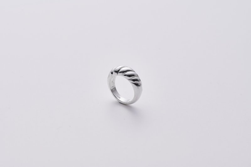 小貝殼戒 Little Shell ring - 戒指 - 純銀 