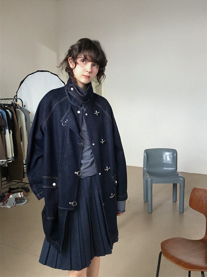 時髦女作家 / 復古風衣外套 / 斜紋牛仔 - 女上衣/長袖上衣 - 其他材質 藍色