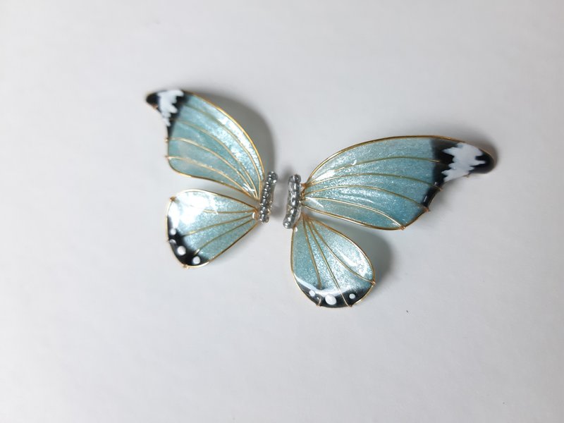 Moments Two Waves Butterfly (single sale), ear pin, Clip-On, earring, butterfly - Earrings & Clip-ons - Resin Blue