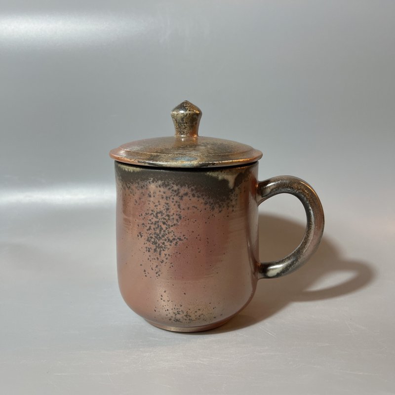 柴燒500cc有蓋馬克杯 / 啤酒杯 / 小平凡手作 - 茶壺/茶杯/茶具 - 陶 